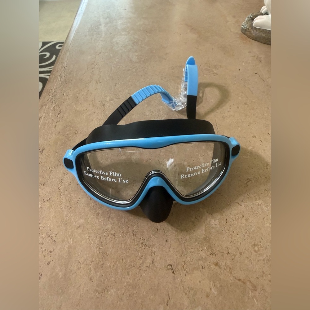 New Vvinca Goggles Youth Size